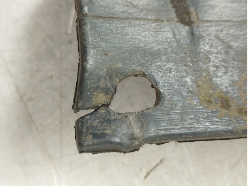 Recambio de aletin trasero derecho para bmw x3 (e83) 2.0d referencia OEM IAM 51773405817  