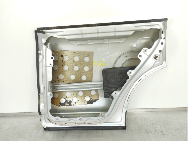 Recambio de puerta trasera derecha para volkswagen touareg (7la) tdi v6 referencia OEM IAM   