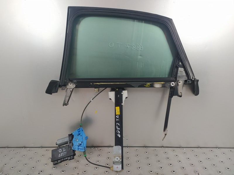 Recambio de elevalunas trasero derecho para audi a4 berlina (8e) 1.9 tdi referencia OEM IAM 8E0839462C  