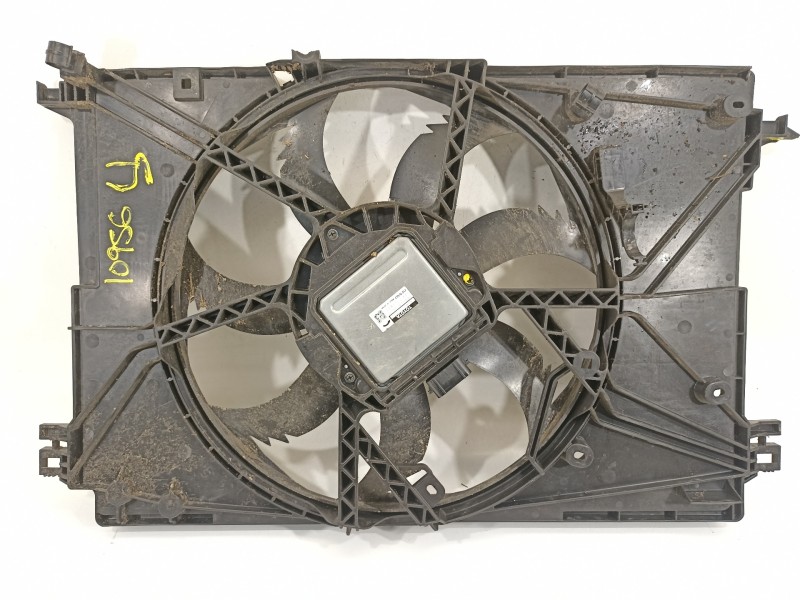 Recambio de electroventilador para toyota rav 4 advance hybrid referencia OEM IAM 1636331500 2685003000 