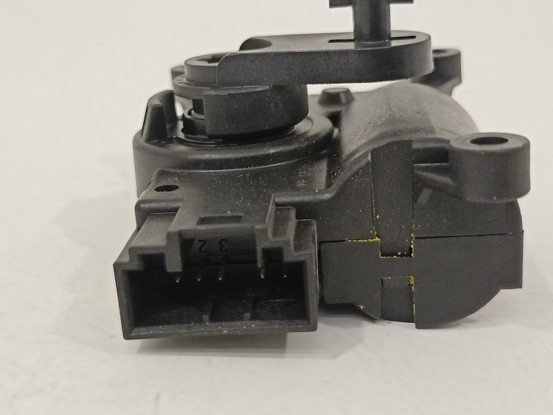 Recambio de motor apertura trampillas climatizador para volkswagen cc (358) basis bluemotiontech referencia OEM IAM 1K0907511Q  