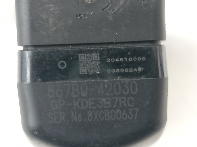 Recambio de camara para toyota rav 4 advance hybrid referencia OEM IAM 867B042030  