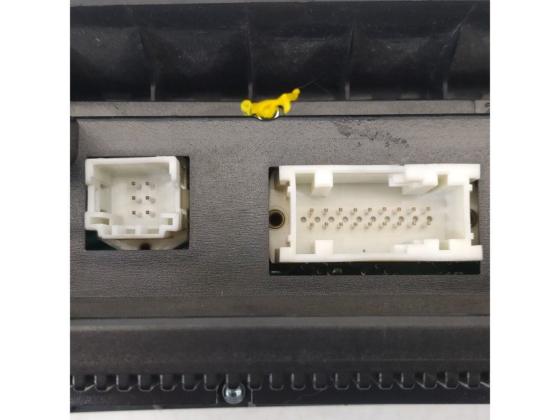 Recambio de mando climatizador para bmw x3 (e83) 2.0d referencia OEM IAM 64113443981  