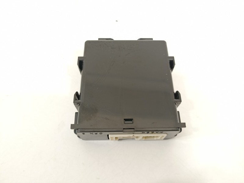 Recambio de modulo electronico para toyota rav 4 advance hybrid referencia OEM IAM 8594042040  