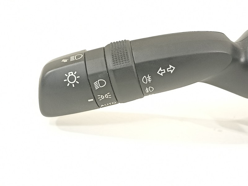 Recambio de mando luces para toyota rav 4 advance hybrid referencia OEM IAM 3340017J781 4220017L021 4220017L021