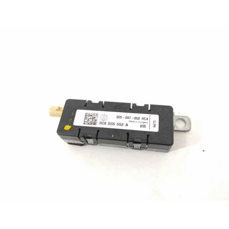 Recambio de antena para volkswagen cc (358) basis bluemotiontech referencia OEM IAM 3C8035552A  