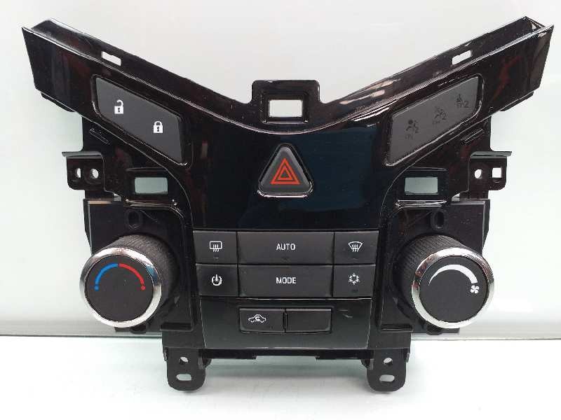 Recambio de mando climatizador para chevrolet cruze hatchback lt+ referencia OEM IAM 3870568 11290093 