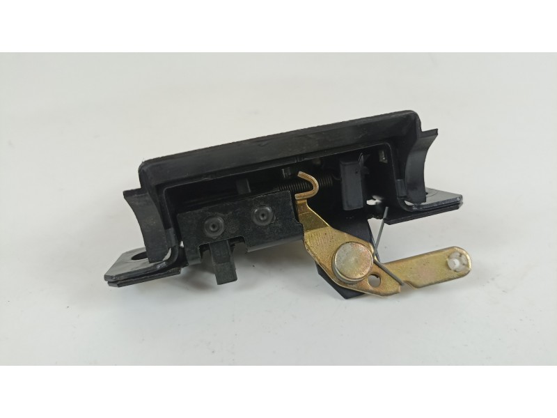 Recambio de cerradura maletero / porton para volkswagen touareg (7la) tdi v6 referencia OEM IAM 7L6827505D  