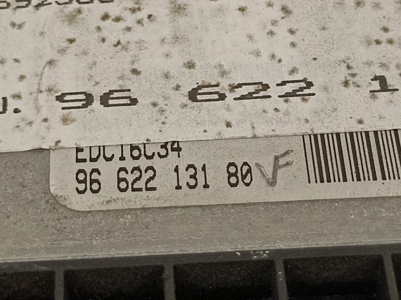 Recambio de centralita motor uce para citroën c4 berlina collection referencia OEM IAM 9662213180  