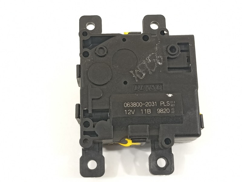 Recambio de motor apertura trampillas climatizador para toyota rav 4 advance hybrid referencia OEM IAM 0638002031  