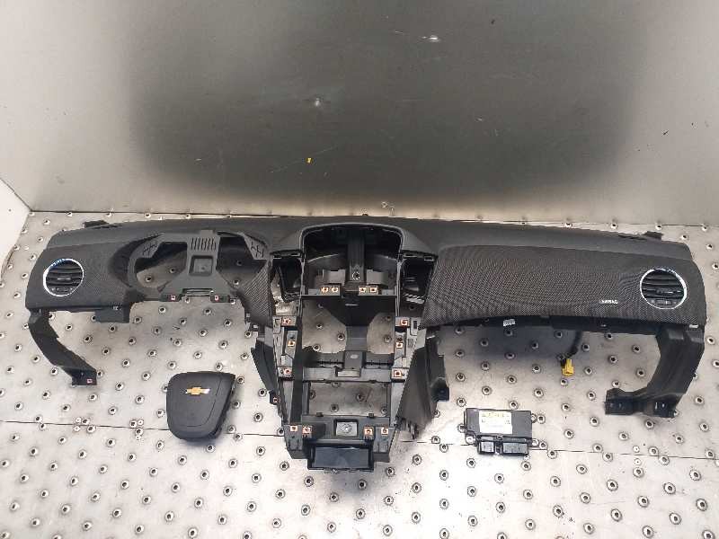 Recambio de kit airbag para chevrolet cruze hatchback lt+ referencia OEM IAM 13286903 13582437 