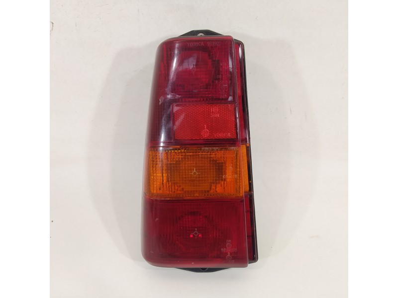 Recambio de piloto trasero izquierdo para fiat panda 900 referencia OEM IAM 2452464577  