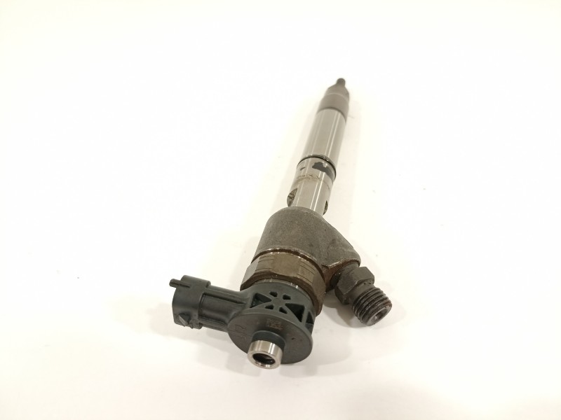 Recambio de inyector para kia carens ( ) basic referencia OEM IAM 338002A610 0445110589 