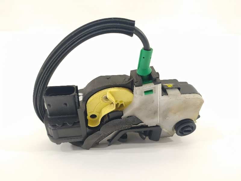 Recambio de cerradura puerta trasera izquierda para chevrolet cruze hatchback lt+ referencia OEM IAM 13578244 3027090 