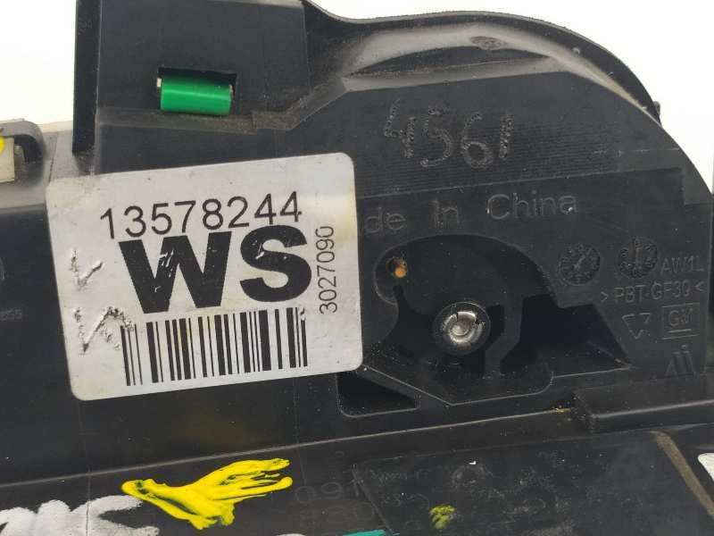 Recambio de cerradura puerta trasera izquierda para chevrolet cruze hatchback lt+ referencia OEM IAM 13578244 3027090 