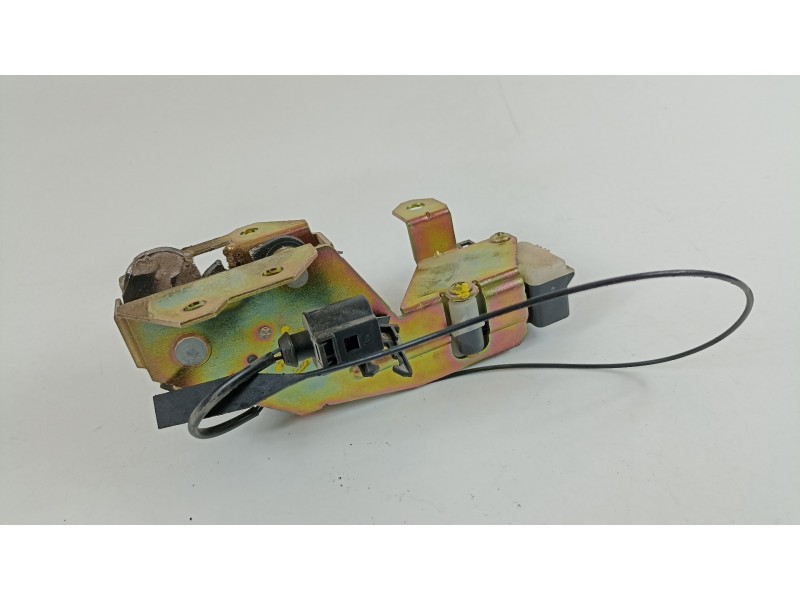 Recambio de cerradura maletero / porton para volkswagen touareg (7la) tdi v6 referencia OEM IAM 7L6959565J  