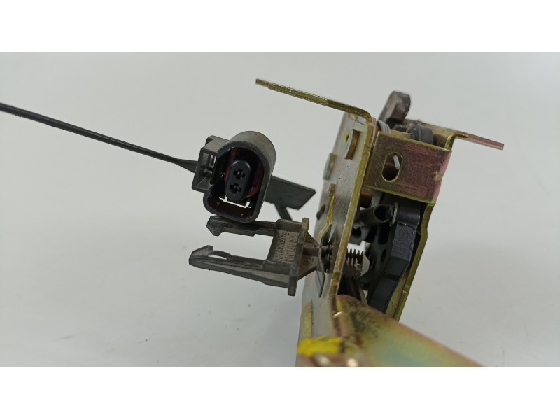 Recambio de cerradura maletero / porton para volkswagen touareg (7la) tdi v6 referencia OEM IAM 7L6959565J  