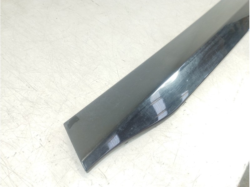 Recambio de moldura para toyota rav 4 advance hybrid referencia OEM IAM 7507342050C0  