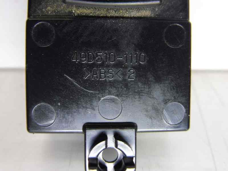 Recambio de mando elevalunas trasero izquierdo para kia cee´d drive referencia OEM IAM 49D5101110  