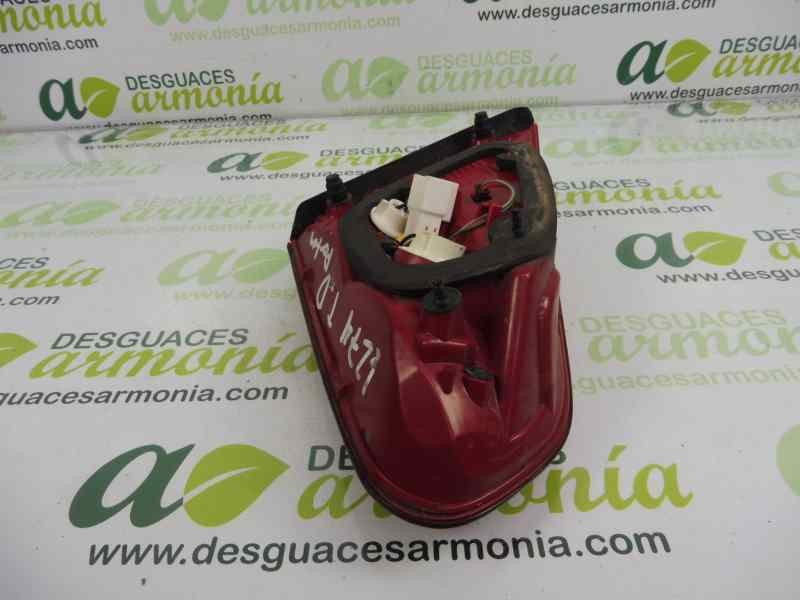 Recambio de piloto trasero derecho en porton para kia cee´d drive referencia OEM IAM   