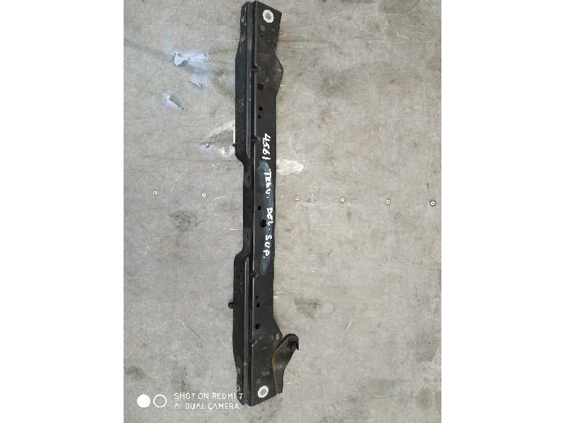 Recambio de travesaño superior para chevrolet cruze hatchback lt+ referencia OEM IAM   