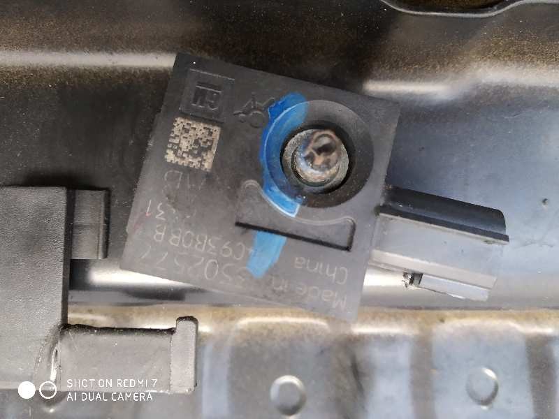 Recambio de travesaño superior para chevrolet cruze hatchback lt+ referencia OEM IAM   