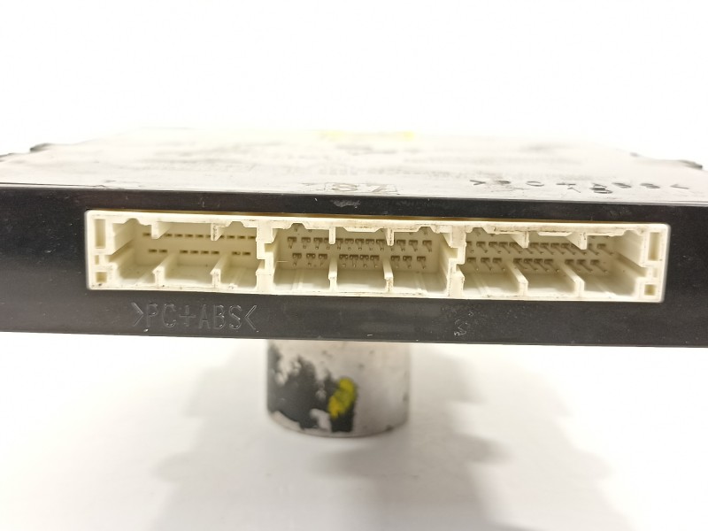 Recambio de modulo electronico para toyota rav 4 advance hybrid referencia OEM IAM 8999042170  
