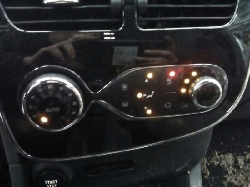 Recambio de mando climatizador para renault clio iv technofeel referencia OEM IAM 275108796R  
