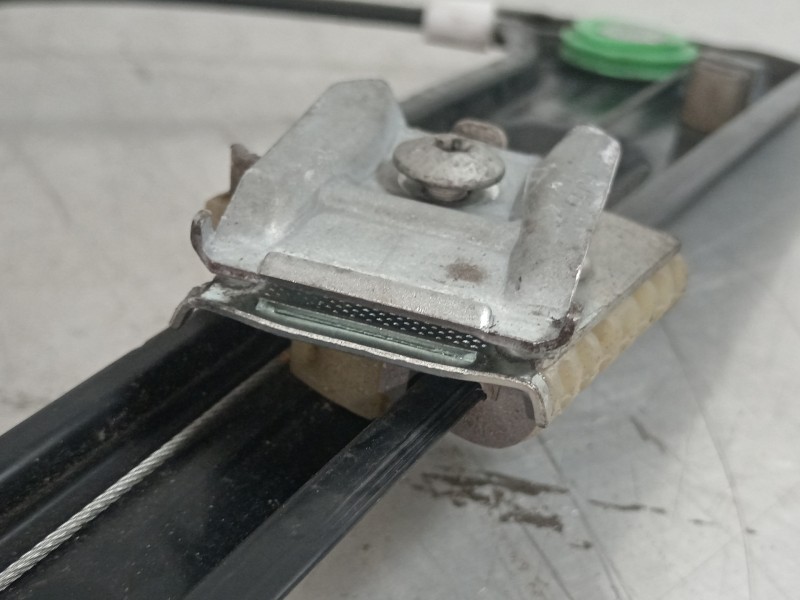 Recambio de elevalunas delantero izquierdo para volkswagen golf vi variant (aj5) advance referencia OEM IAM 1K5837401 1K5837461 