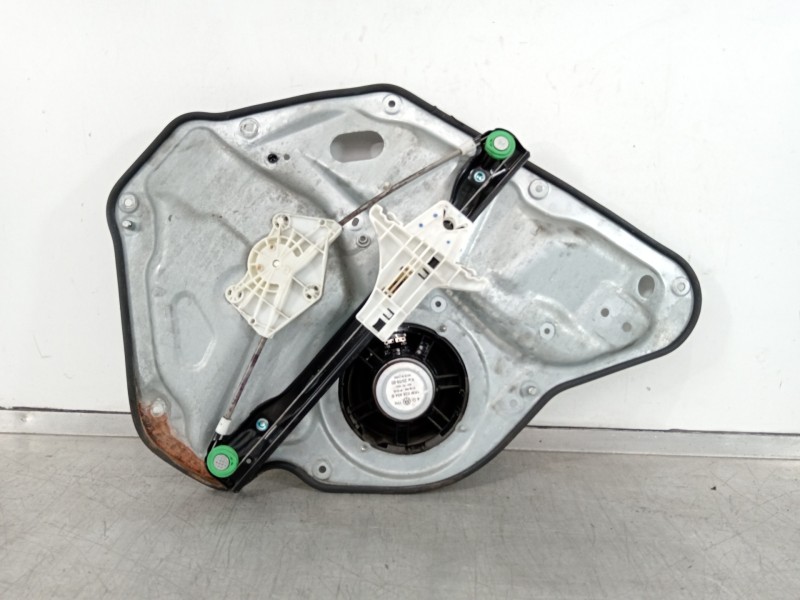 Recambio de elevalunas trasero izquierdo para volkswagen golf vi variant (aj5) advance referencia OEM IAM 1K9839755A 1K0959703AG