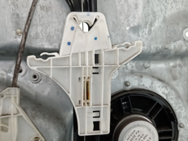 Recambio de elevalunas trasero izquierdo para volkswagen golf vi variant (aj5) advance referencia OEM IAM 1K9839755A 1K0959703AG