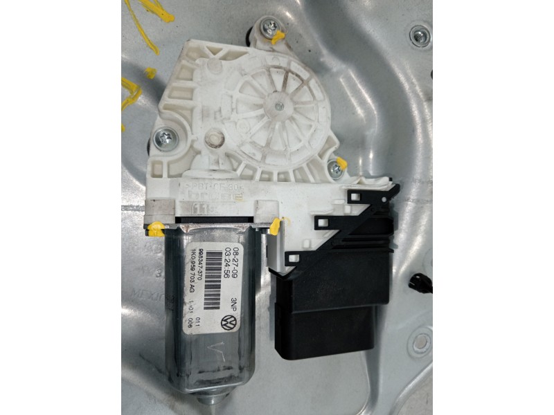 Recambio de elevalunas trasero izquierdo para volkswagen golf vi variant (aj5) advance referencia OEM IAM 1K9839755A 1K0959703AG