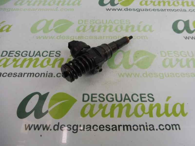 Recambio de inyector para volkswagen golf iv berlina (1j1) highline referencia OEM IAM 038130073AG 0414720215 