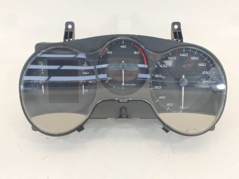 Recambio de cuadro instrumentos para seat leon (1p1) style ecomotive referencia OEM IAM 1P0920853C  