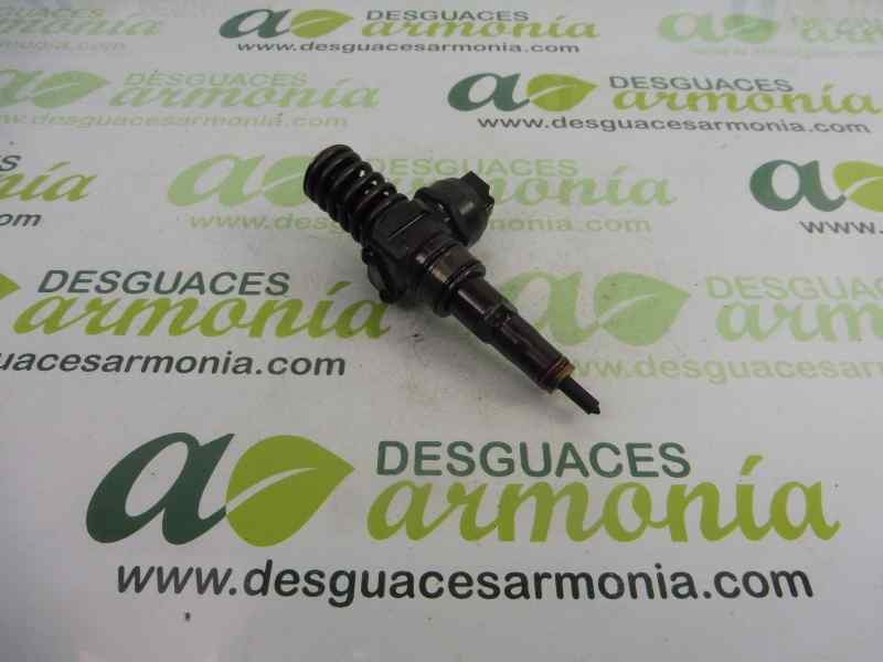 Recambio de inyector para volkswagen golf iv berlina (1j1) highline referencia OEM IAM 038130073AG 0414720215 