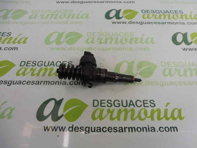 Recambio de inyector para volkswagen golf iv berlina (1j1) highline referencia OEM IAM 038130073AG 0414720215 