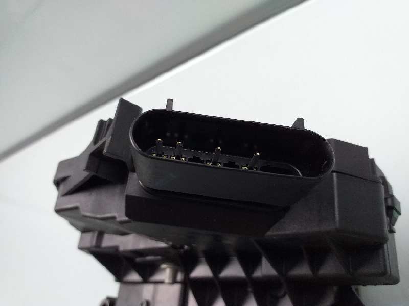 Recambio de cerradura puerta trasera derecha para ford focus lim. (cb8) trend referencia OEM IAM BM5AA26412AG  