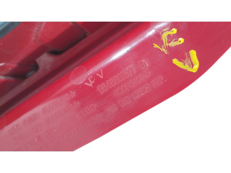 Recambio de piloto trasero derecho para citroën c4 coupe vtr referencia OEM IAM 9646801677 79998D VP4CXX13N004AD