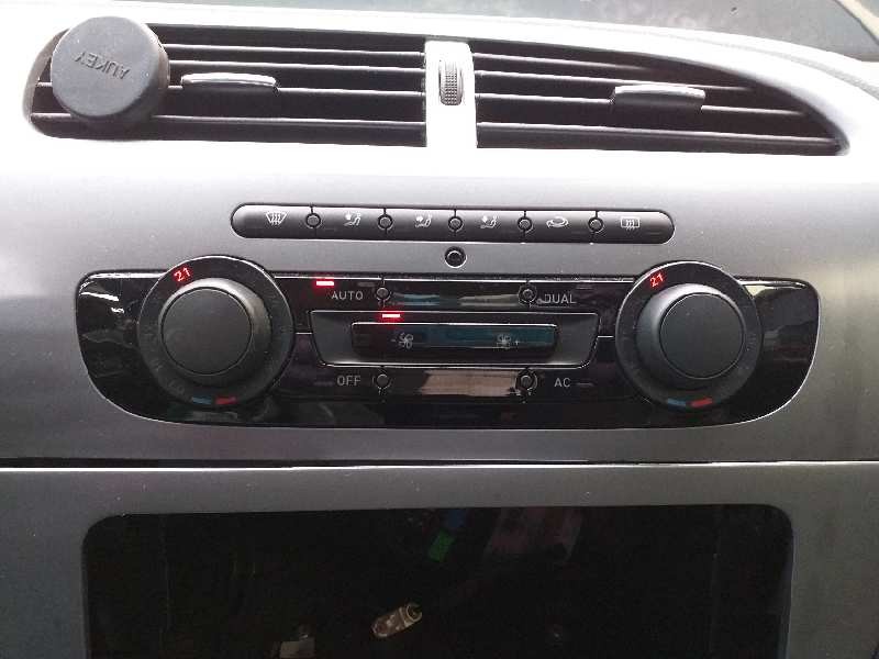 Recambio de mando climatizador para seat leon (1p1) style ecomotive referencia OEM IAM 5P0907044P  
