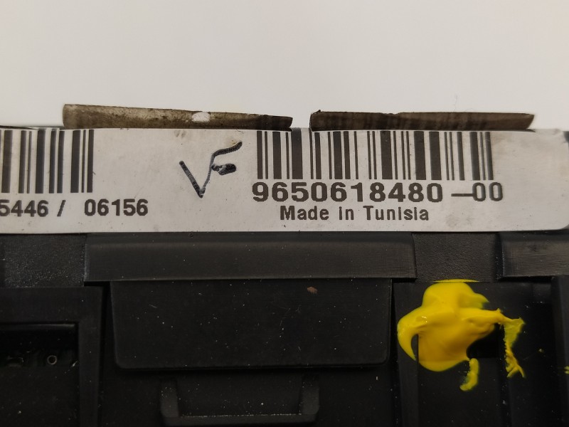 Recambio de caja reles / fusibles para citroën xsara picasso 1.6 hdi 90 exclusive referencia OEM IAM 9650618480  