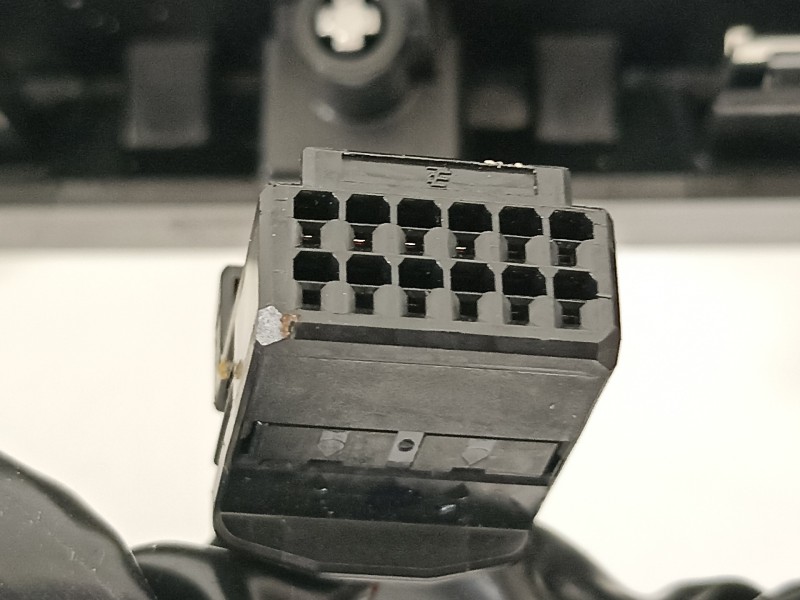 Recambio de mando volante para toyota rav 4 advance hybrid referencia OEM IAM 4Y893F  