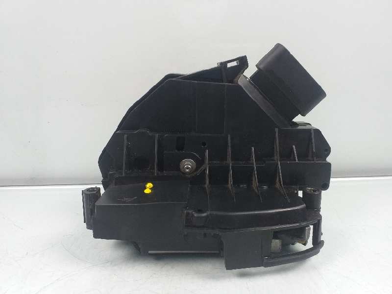 Recambio de cerradura puerta delantera derecha para ford fiesta (cb1) sport referencia OEM IAM 8A6AA21812BD  