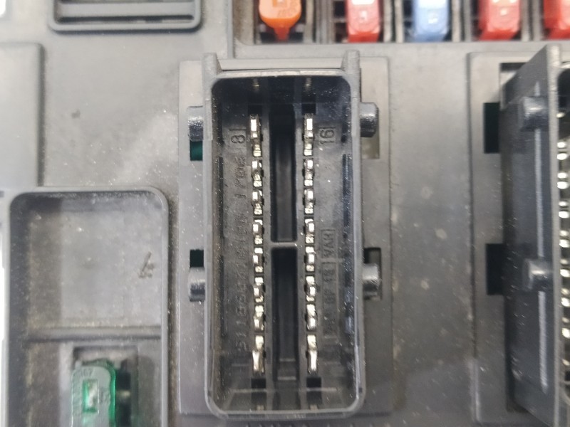 Recambio de caja reles / fusibles para citroën xsara picasso 1.6 hdi 90 exclusive referencia OEM IAM 9650618480  