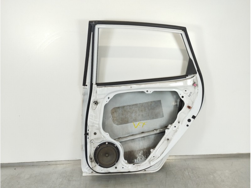 Recambio de puerta trasera derecha para hyundai i30 classic referencia OEM IAM   
