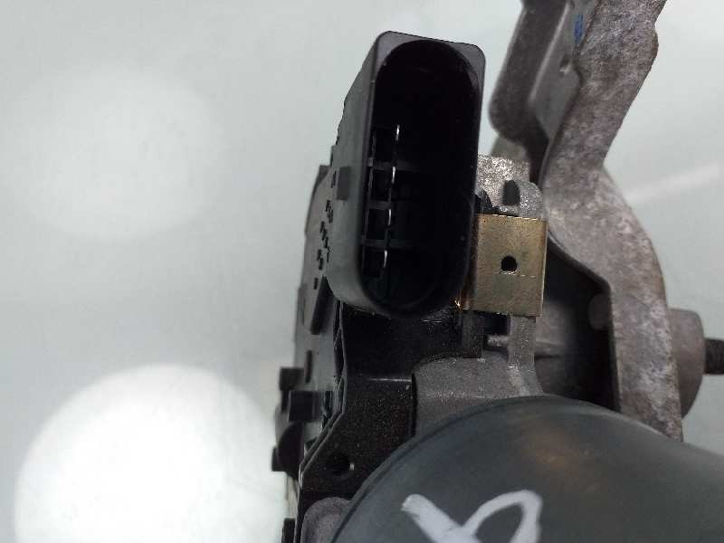 Recambio de motor limpia delantero para ford focus lim. (cb8) trend referencia OEM IAM BM5117504BL 0390248153 