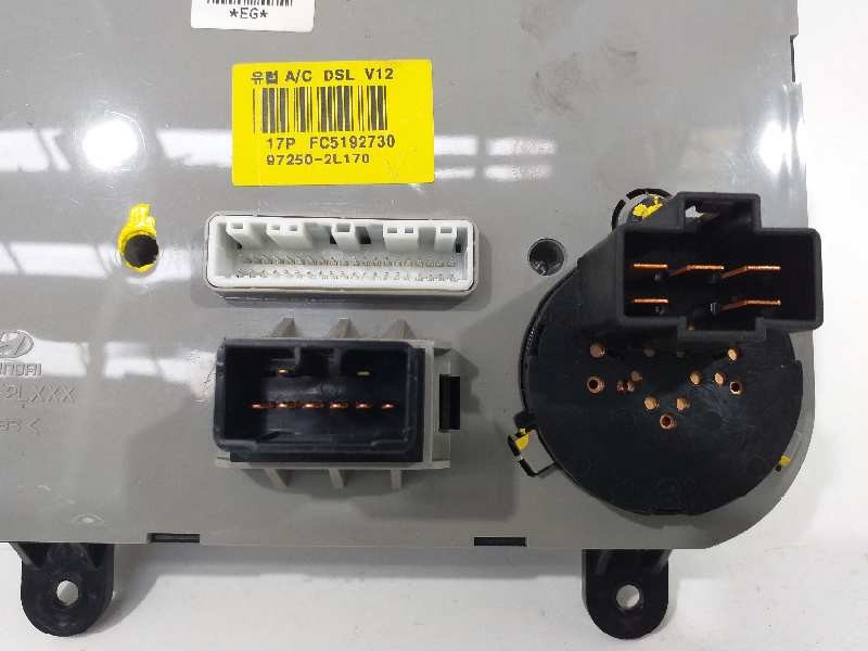 Recambio de mando calefaccion / aire acondicionado para hyundai i30 classic referencia OEM IAM 972502L170  