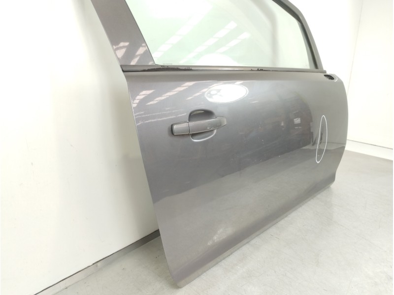 Recambio de puerta delantera derecha para opel corsa d catch me referencia OEM IAM   