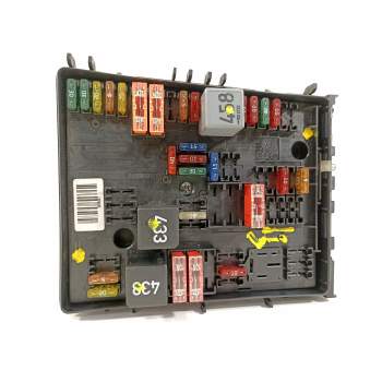 CAJA RELES / FUSIBLES 1K0937124H 