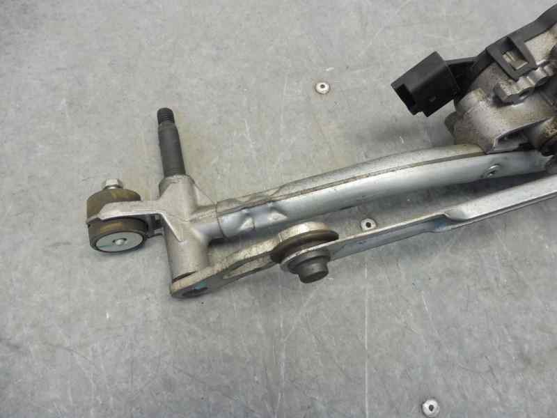 Recambio de motor limpia delantero para citroën c3 business referencia OEM IAM W000004578 9683622480 