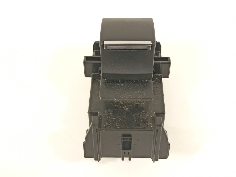 Recambio de mando elevalunas trasero derecho para toyota rav 4 advance hybrid referencia OEM IAM 153361F8N  